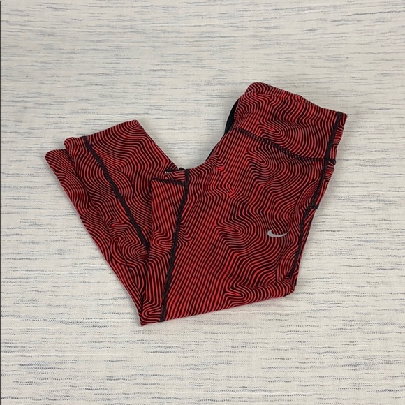 Nike DRI-FIT Yoga Running Crop Pants - Picture 1 of 7
